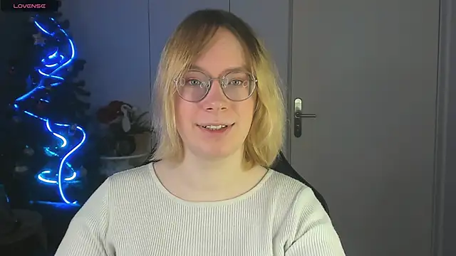 Amanda Butlerr online show from December 18, 9:59 am