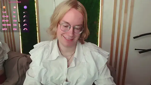 Snapshot of Amanda_Butlerr chatting on June 24, 2:38 pm Amanda Butlerr online show from June 24, 2:38 pm