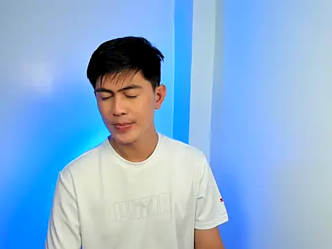 Snapshot of Homry_Asian8 chatting on April 15, 1:18 pm Homry Asian8 online show from April 15, 1:18 pm