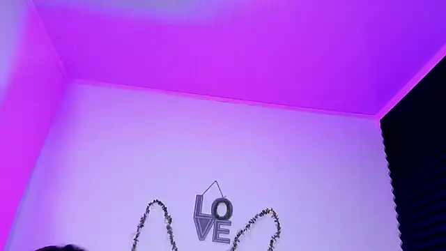 SagiraBelle online show from March 19, 5:17 pm