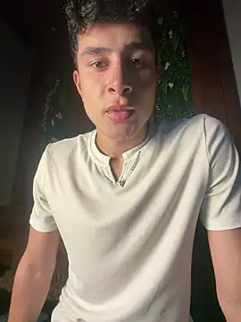 Snapshot of AustinJones_ chatting on July 11, 5:37 pm AustinJones online show from July 11, 5:37 pm