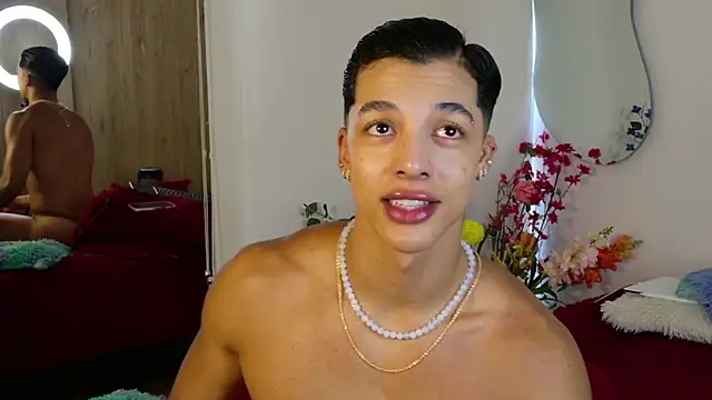 Troye Williams online show from August 1, 12:37 pm