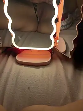 Snapshot of shory233 chatting on November 26, 3:18 am shory233 online show from November 26, 3:18 am