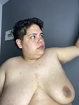 Hailey Curvy online show from August 6, 11:39 pm