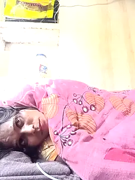 Snapshot of cute_diya_12 chatting on December 20, 3:02 am cute diya 12 online show from December 20, 3:02 am