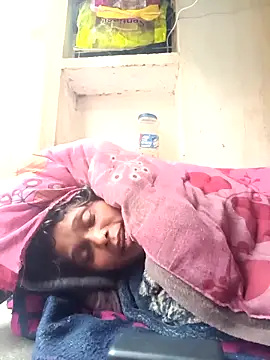 Snapshot of cute_diya_12 chatting on January 7, 2:47 am cute diya 12 online show from January 7, 2:47 am