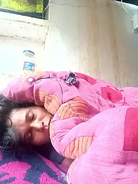 Snapshot of cute_diya_12 chatting on January 8, 3:20 am cute diya 12 online show from January 8, 3:20 am