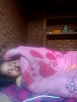 Snapshot of cute_diya_12 chatting on January 13, 2:39 am cute diya 12 online show from January 13, 2:39 am