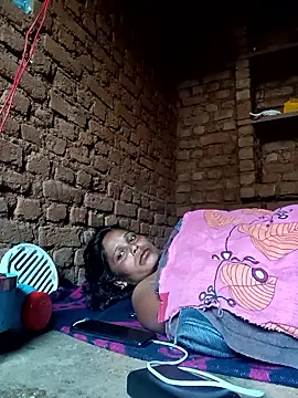 Snapshot of cute_diya_12 chatting on January 19, 2:48 am cute diya 12 online show from January 19, 2:48 am