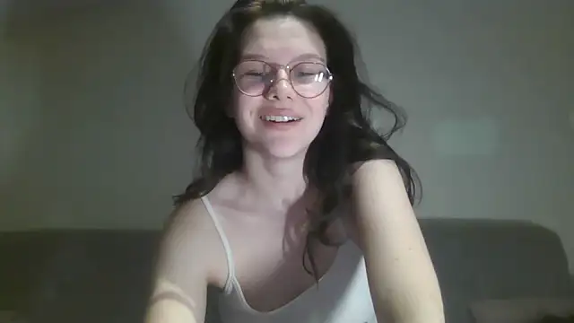 LaVostraDorothy online show from November 5, 8:20 pm