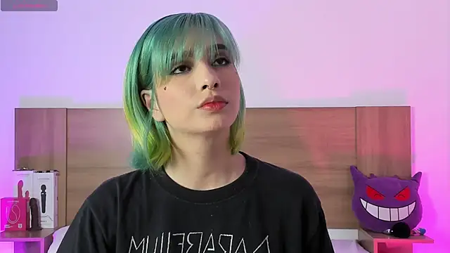 Snapshot of Akatsumi_ chatting on December 16, 10:37 pm Akatsumi online show from December 16, 10:37 pm