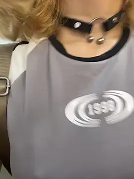 SweetBunnyGF online show from May 4, 11:23 pm