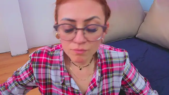 Victoria Fallon online show from October 22, 8:19 pm