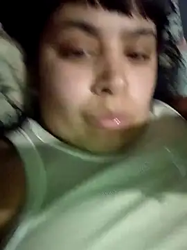 Snapshot of Pomelit00 chatting on February 24, 2:09 am Pomelit00 online show from February 24, 2:09 am