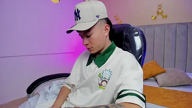 Nascary Fox online show from January 16, 8:35 pm