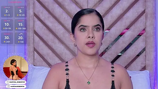 Martina-Roberts- online show from April 6, 4:32 am