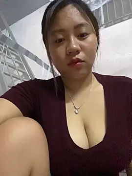 maianhcute online show from May 21, 10:06 pm