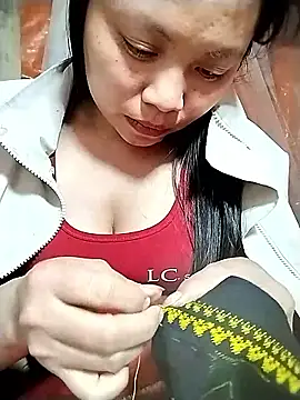 venu00 online show from March 12, 3:18 pm