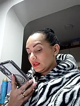 Snapshot of sarita_star chatting on June 19, 12:26 am sarita star online show from June 19, 12:26 am