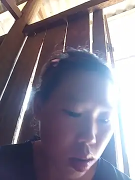 Snapshot of Ngocmi909 chatting on July 15, 7:24 am Ngocmi909 online show from July 15, 7:24 am