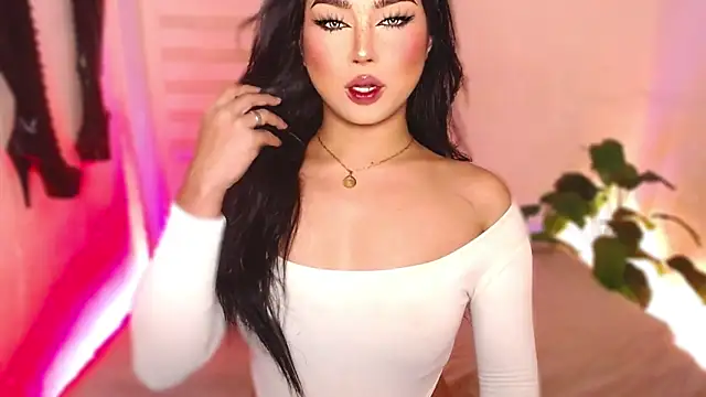 MissRumi Hunter online show from February 3, 7:08 pm