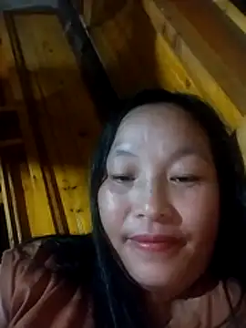 miss-su online show from April 1, 1:41 pm