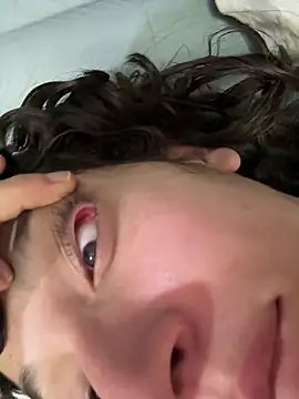 TeensNews18 online show from April 6, 11:05 pm