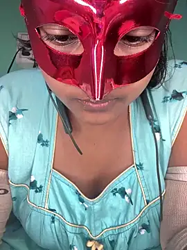 mimi87hoty online show from March 1, 6:10 pm