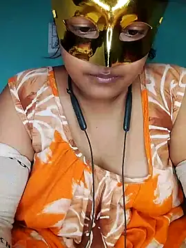 mimi87hoty online show from April 28, 4:56 pm