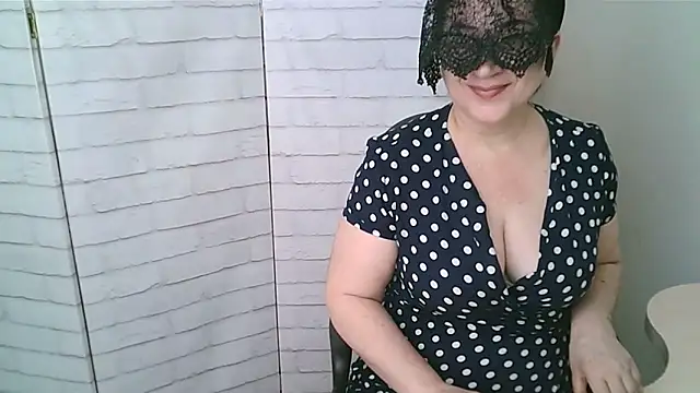 Helen xi  online show from April 3, 4:21 am