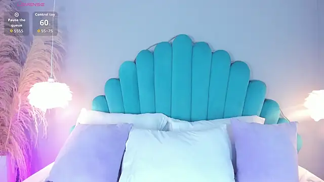 AlassiaHocthner online show from November 15, 11:51 am