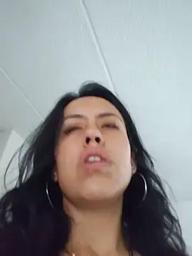 Queen Ashly online show from November 30, 8:13 pm