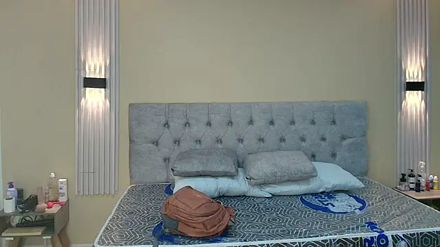 Snapshot of LiaMonroee_ chatting on September 25, 11:36 am LiaMonroee online show from September 25, 11:36 am