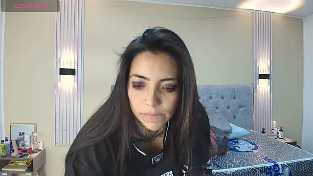 Snapshot of LiaMonroee_ chatting on September 29, 11:37 am LiaMonroee online show from September 29, 11:37 am