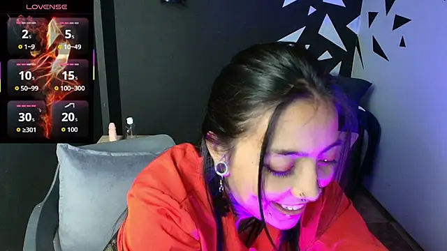 Snapshot of LiaMonroee_ chatting on October 20, 12:05 pm LiaMonroee online show from October 20, 12:05 pm