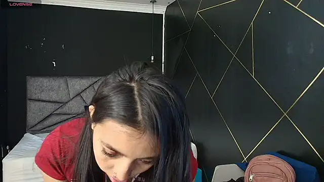 Snapshot of LiaMonroee_ chatting on October 27, 12:20 pm LiaMonroee online show from October 27, 12:20 pm