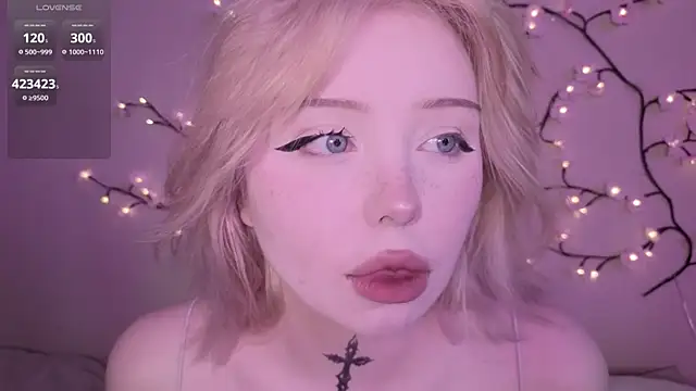 RileyVice online show from April 18, 10:41 am