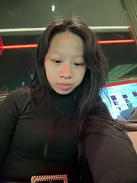 jingjing005 online show from March 13, 5:30 pm