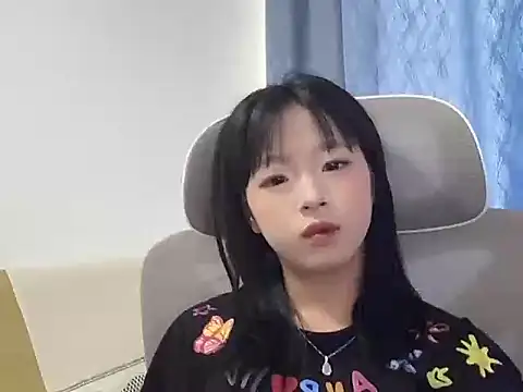 jingjing005 online show from May 16, 6:21 am