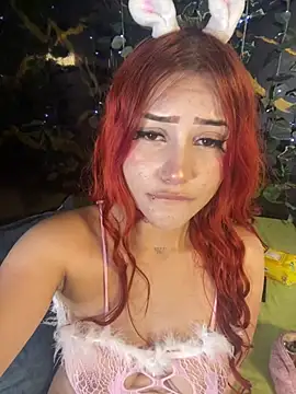 Snapshot of Ashly_cutee chatting on July 18, 11:08 pm Ashly cutee online show from July 18, 11:08 pm