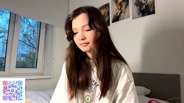 KiraVelvet online show from October 6, 2:14 pm