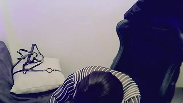 Snapshot of Morgane818181 chatting on March 14, 2:50 am Morgane818181 online show from March 14, 2:50 am