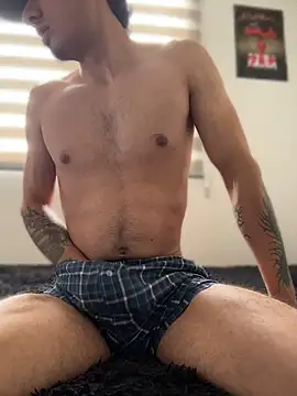Juliopaspi online show from May 11, 2:34 pm