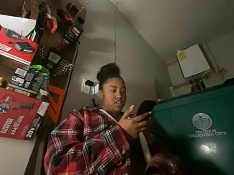 princesslivv online show from October 29, 8:32 pm