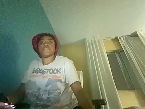 princesslivv online show from December 5, 2:31 am