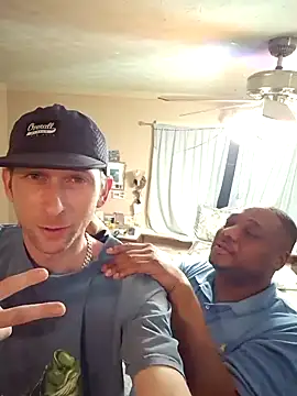 Snapshot of mresquared chatting on March 11, 4:29 am mresquared online show from March 11, 4:29 am