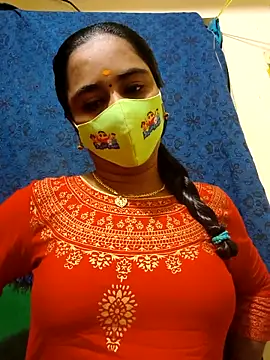 mini-queen online show from February 10, 6:56 pm