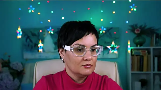 LauraDavidsons online show from February 18, 5:31 pm