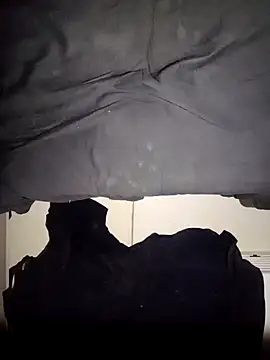 Snapshot of Rolinha10cm chatting on October 27, 10:03 pm Rolinha10cm online show from October 27, 10:03 pm