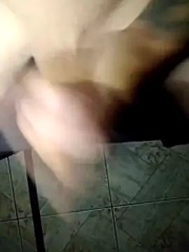 Snapshot of Rolinha10cm chatting on March 29, 2:55 am Rolinha10cm online show from March 29, 2:55 am